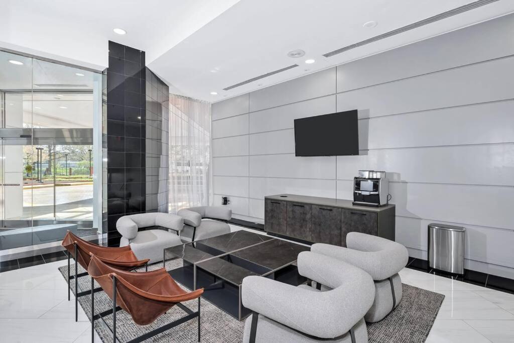 Incredible Apartment With Rooftop In Pentagon City Arlington Exteriér fotografie